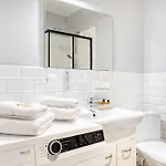 Firfas 9 Apartment *