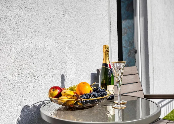 Firfas 9 Апартаменты Быдгощ